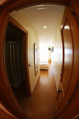 Imagen de la habitación del Hotel Venta De Tébar. Foto 11