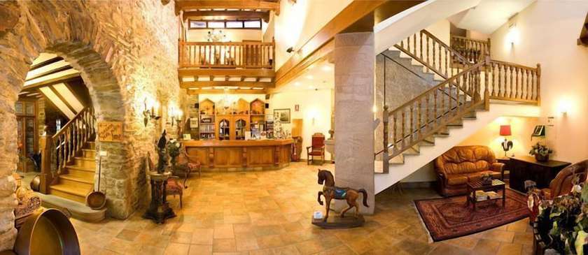 Imagen de los interiores del Hotel Venta Etxalar. Foto 17