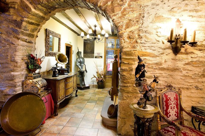 Imagen de los interiores del Hotel Venta Etxalar. Foto 18