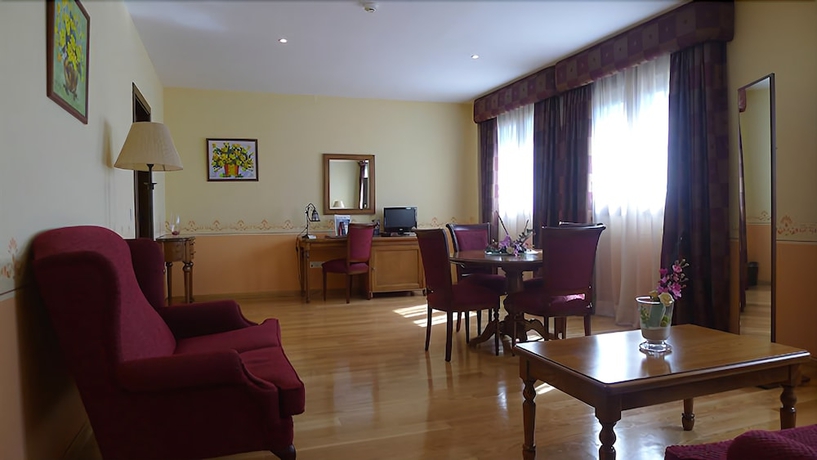 Imagen de la habitación del Hotel Venta Juanilla. Foto 3