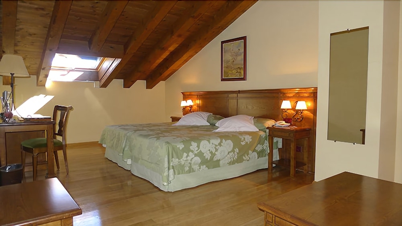 Imagen de la habitación del Hotel Venta Juanilla. Foto 5