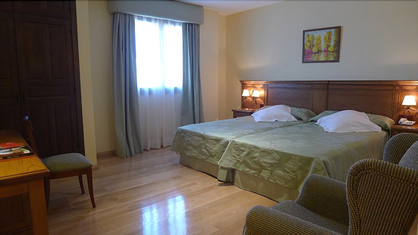 Imagen de la habitación del Hotel Venta Juanilla. Foto 6