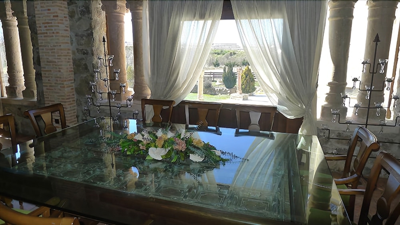 Imagen de los interiores del Hotel Venta Juanilla. Foto 17