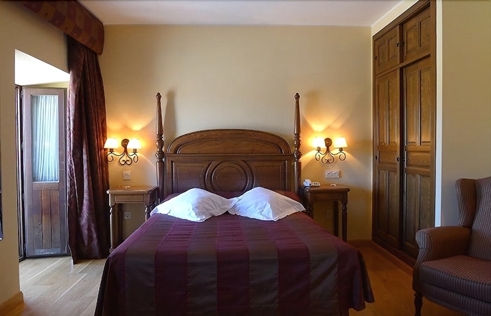 Imagen de la habitación del Hotel Venta Juanilla. Foto 10