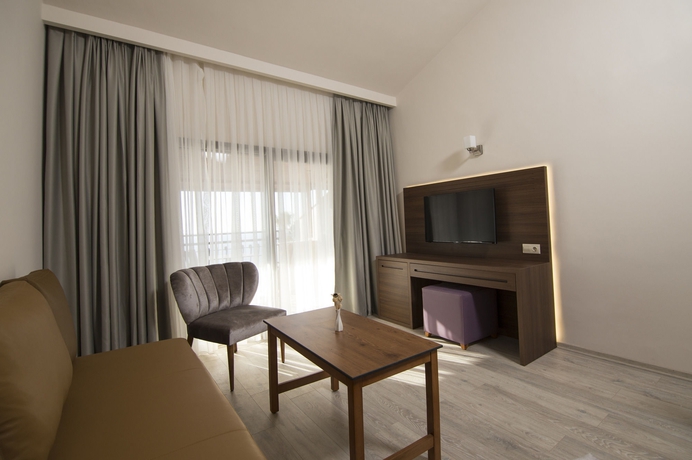 Imagen de la habitación del Hotel Venti Luxury. Foto 9