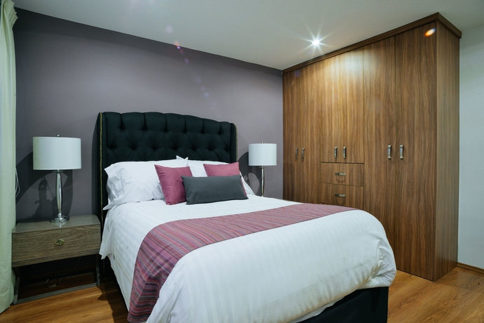 Imagen de la habitación del Hotel Ventura Apartments. Foto 10