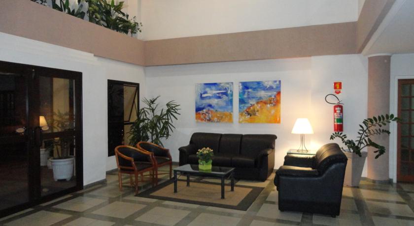 Imagen general del Hotel Ventura Inn. Foto 10