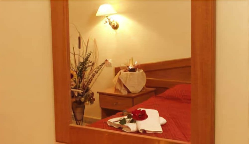 Imagen de la habitación del Hotel Venus And Suites. Foto 2