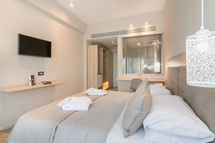 Imagen de la habitación del Hotel Venus And Suites. Foto 12