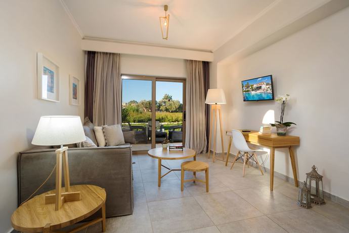 Imagen de la habitación del Hotel Venus And Suites. Foto 18