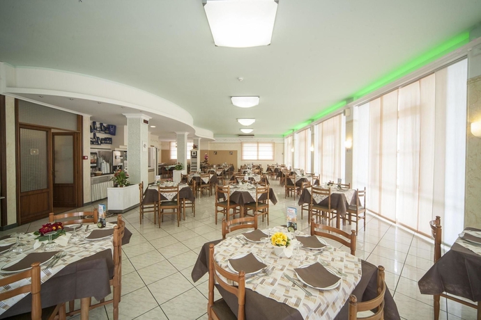 Imagen del bar/restaurante del Hotel Venus, Bellaria-Igea Marina. Foto 5