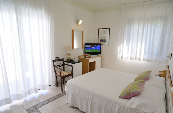 Imagen de la habitación del Hotel Venus, Gabicce Mare. Foto 5