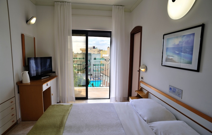 Imagen de la habitación del Hotel Venus, Gabicce Mare. Foto 9