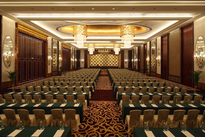 Imagen de los interiores del Hotel Venus Royal. Foto 10