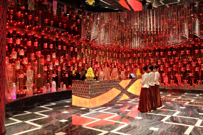 Imagen de los interiores del Hotel Venus Royal. Foto 11