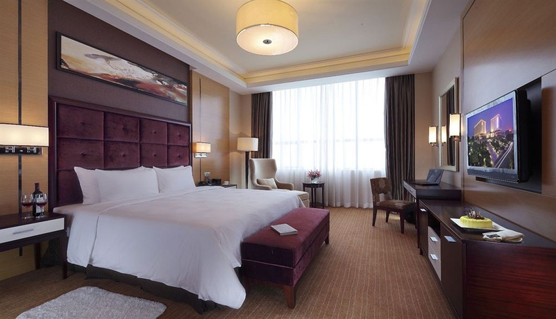 Imagen de la habitación del Hotel Venus Royal. Foto 6