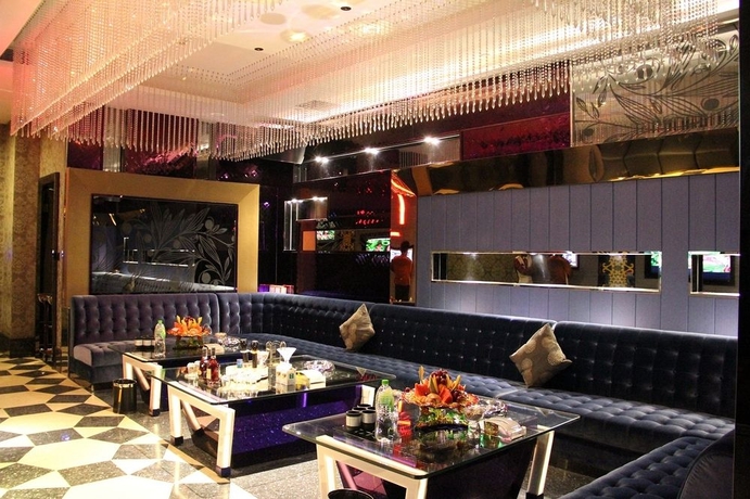 Imagen de los interiores del Hotel Venus Royal. Foto 12