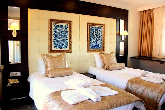 Imagen de la habitación del Hotel Venus Suite. Foto 4