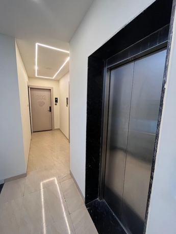 Imagen de los interiores del Hotel Venzaa Inn. Foto 12