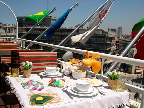 Imagen de los exteriores del Hotel Vera Cruz Porto Downtown. Foto 8