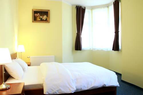 Imagen de la habitación del Hotel Vera. Foto 12