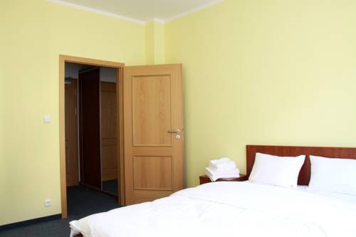 Imagen de la habitación del Hotel Vera. Foto 16