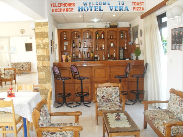 Imagen del bar/restaurante del Hotel Vera Studios. Foto 7