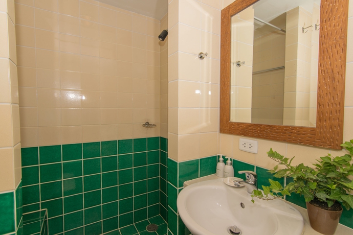 Imagen de la habitación del Hotel Veranda Lodge. Foto 2