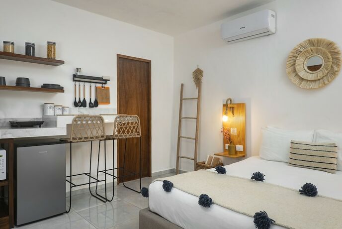 Imagen de la habitación del Hotel Verandah Studios. Foto 17
