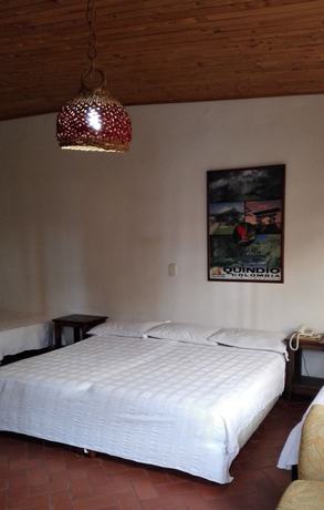 Imagen de la habitación del Hotel Veraneras del Quind&iacute;o. Foto 7