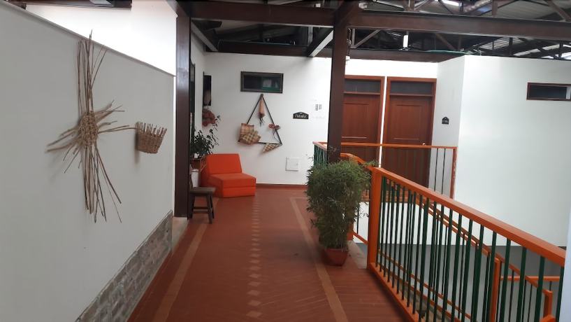 Imagen de los interiores del Hotel Veraneras del Quind&iacute;o. Foto 18