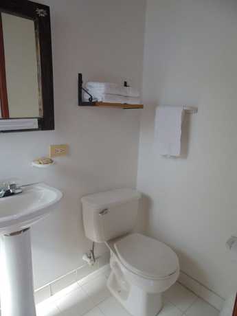 Imagen de la habitación del Hotel Veraneras del Quind&iacute;o. Foto 16
