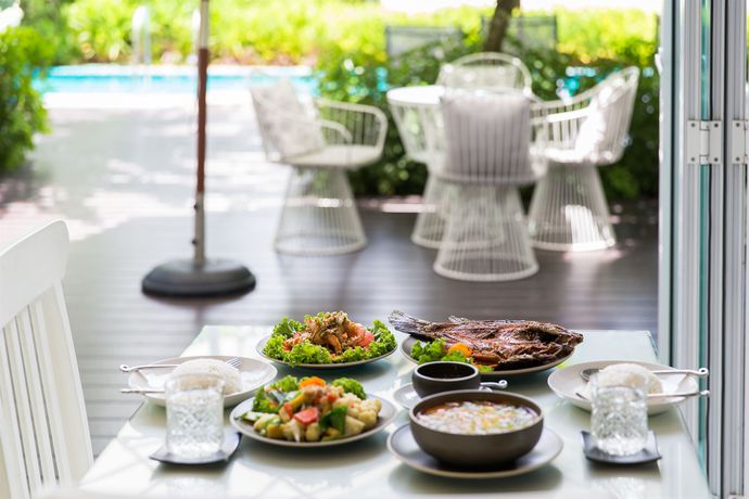 Imagen del bar/restaurante del Hotel Verano Beach Villa. Foto 2