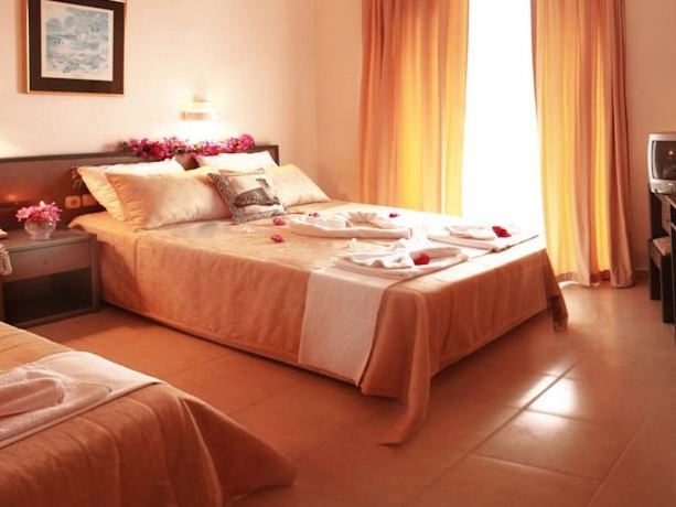 Imagen general del Hotel Verano. Foto 1