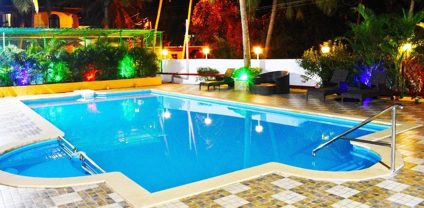 Imagen de la piscina del Hotel Verda Le Pearl, Goa. Foto 18