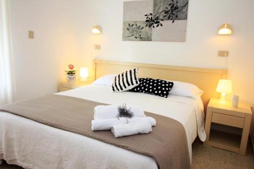 Imagen de la habitación del Hotel Verde Luna. Foto 6