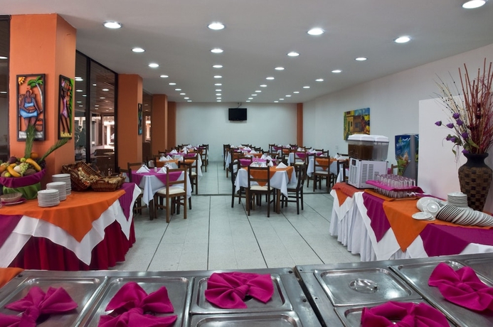 Imagen del bar/restaurante del Hotel Verde Mar. Foto 5