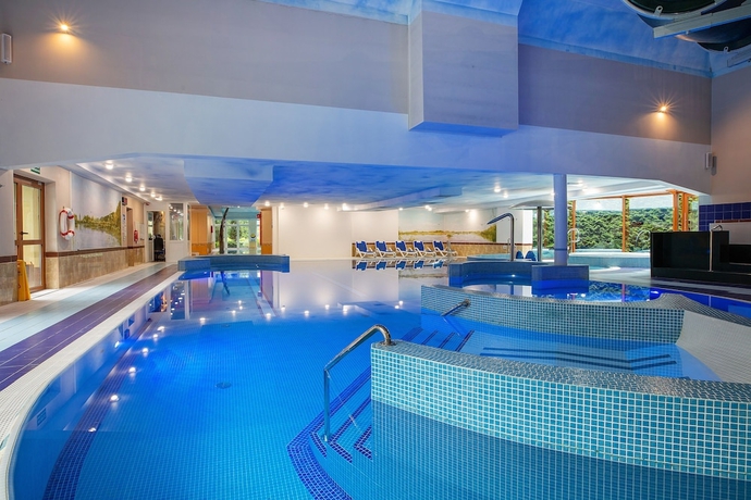 Imagen de la piscina del Hotel Verde Montana Wellness And Spa. Foto 12