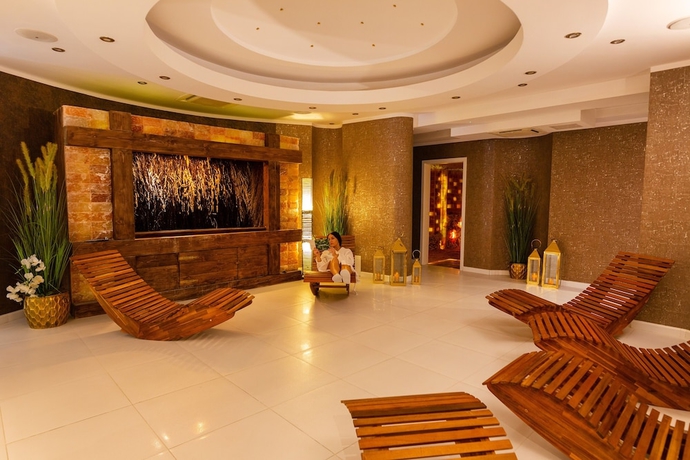 Imagen de la piscina del Hotel Verde Montana Wellness And Spa. Foto 16