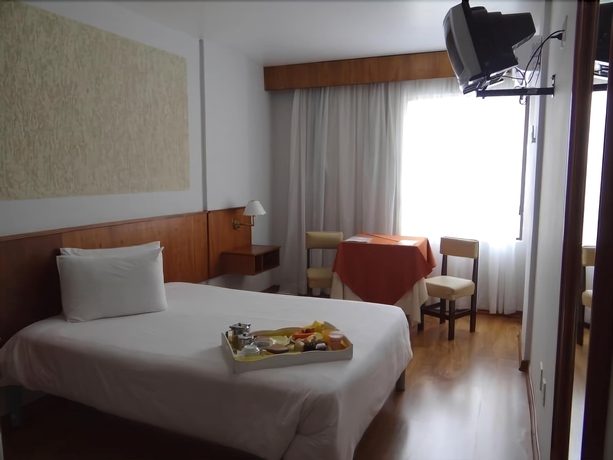 Imagen de la habitación del Hotel Verde Plaza. Foto 4