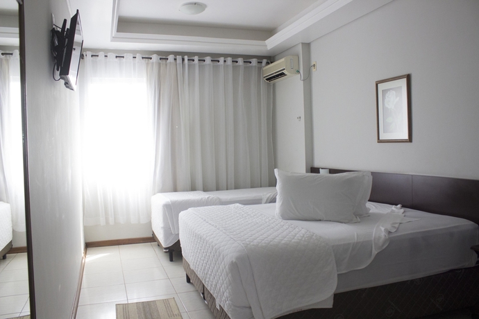 Imagen de la habitación del Hotel Verde Plaza. Foto 7