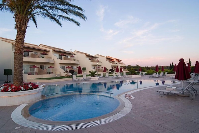 Imagen de la piscina del Hotel Verde al Mare, Kalogria. Foto 11