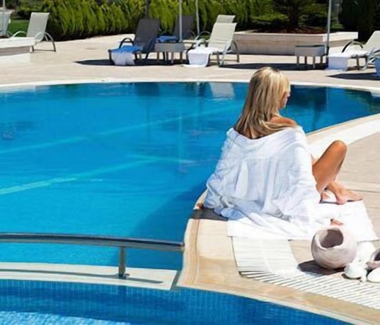 Imagen de la piscina del Hotel Verde al Mare, Kalogria. Foto 18