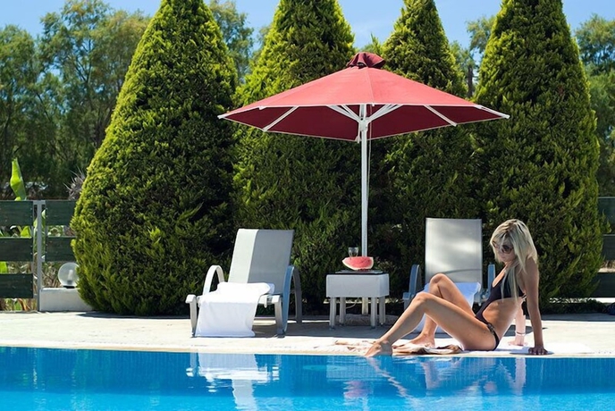 Imagen de la piscina del Hotel Verde al Mare, Kalogria. Foto 19