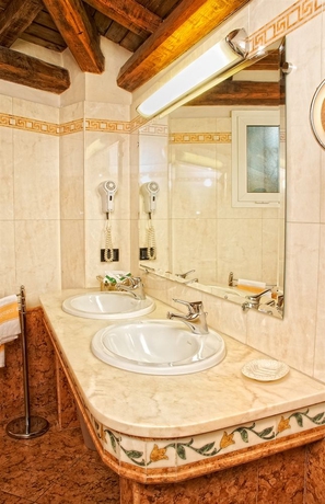 Imagen de la habitación del Hotel Verdeborgo. Foto 8