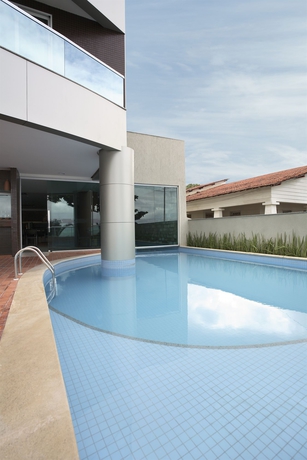 Imagen de la piscina del Hotel Verdegreen. Foto 16