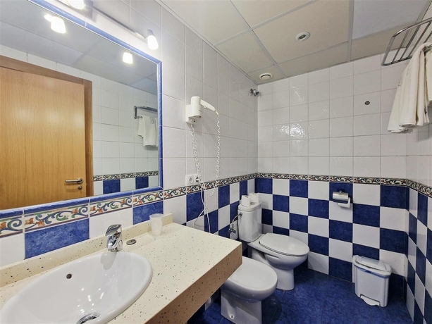 Imagen de la habitación del Hotel Verdemar by Grupo A Cobijo. Foto 16