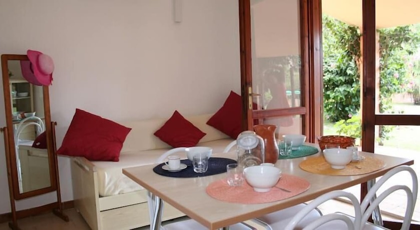 Imagen general del Hotel Verdemare Sardegna Due. Foto 3
