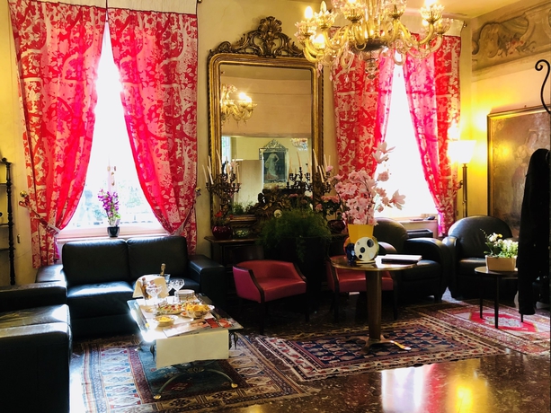 Imagen de los interiores del Hotel Verdi Boutique. Foto 19