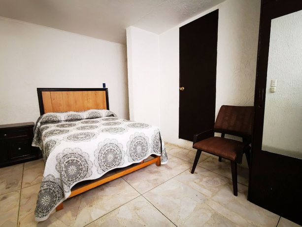 Imagen de la habitación del Hotel Verdi, Le&oacute;n. Foto 8